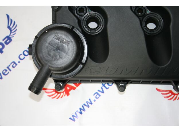 Крышка клапанного механизма двигателя Cummins -- Камминз ISF2.8 №5262617 / 5262618