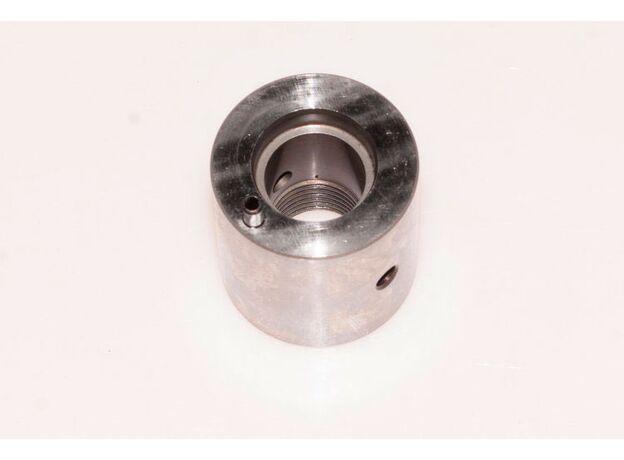 Вал промежуточной шестерни двигателя Cummins ISF 2.8 5262661 Газель-Бизнес Камминз