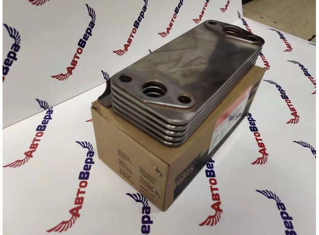 Теплообменник масляный (масляный охладитель) Cummins ISF3.8 4990291