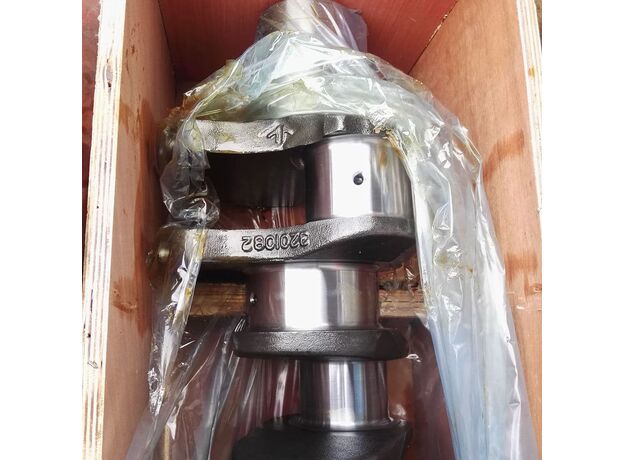 Вал коленчатый 3347569 KTTA-19