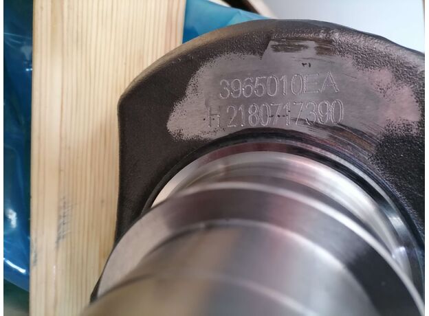 Коленвал  Cummins ISLe,  L8.9,  QSL, QSL9  3965009 3965011 3965010