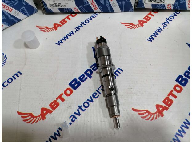 Форсунка Bosch  Cummins QSL9 / QSC8.3 0445120236  5263308