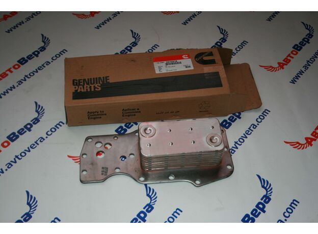 Маслоохладитель (теплообменник) двигателя Cummins -- Камминз 6ISBe  Арт. 3975818