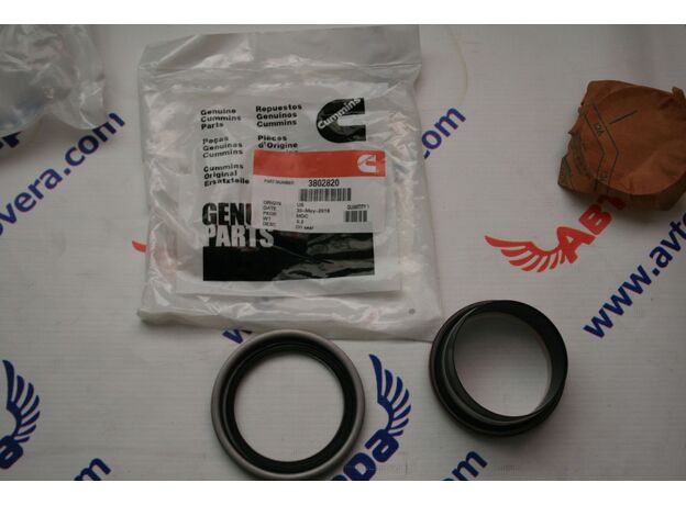 Сальник коленвала передний 3802820